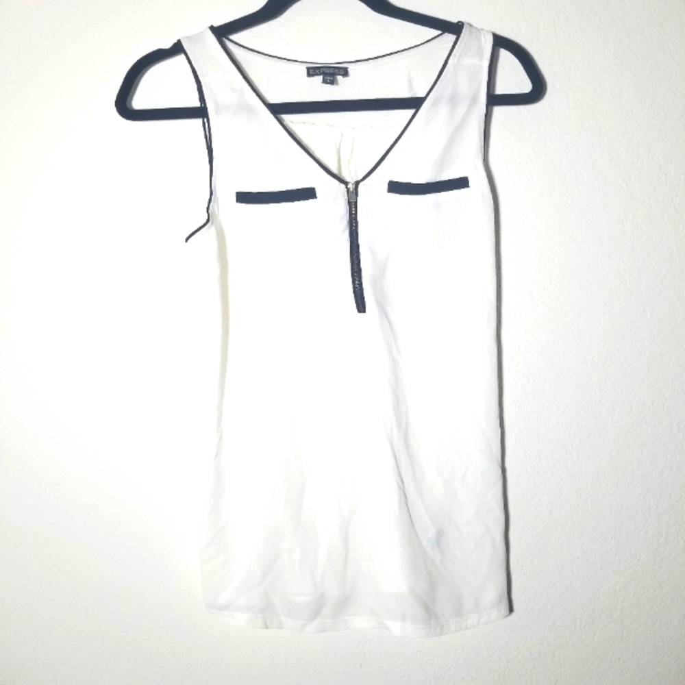 Express Top B3 - Picture 1 of 3